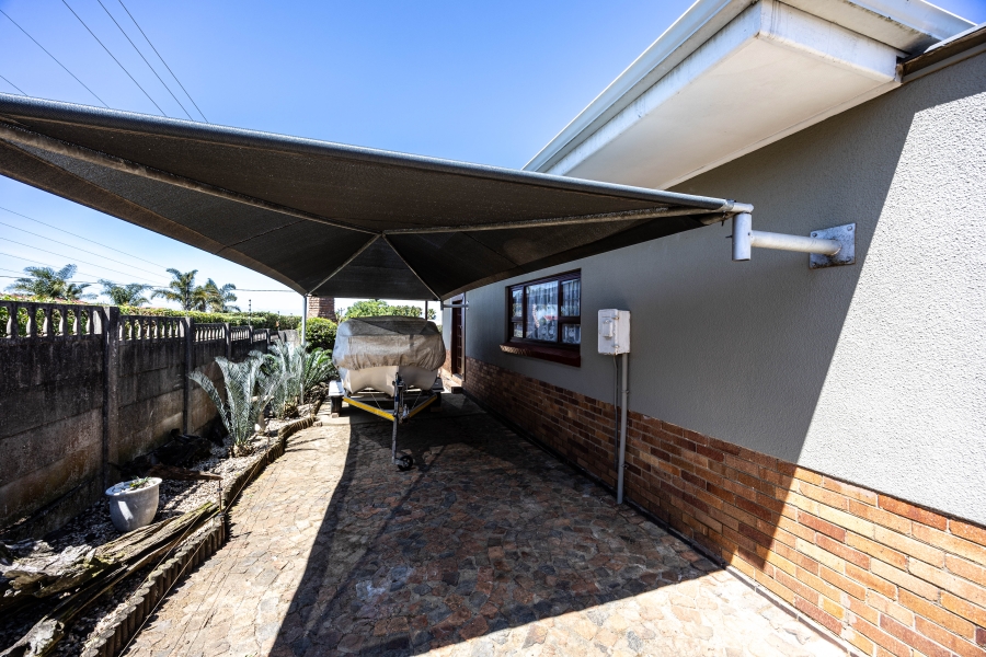 3 Bedroom Property for Sale in Gonubie Eastern Cape